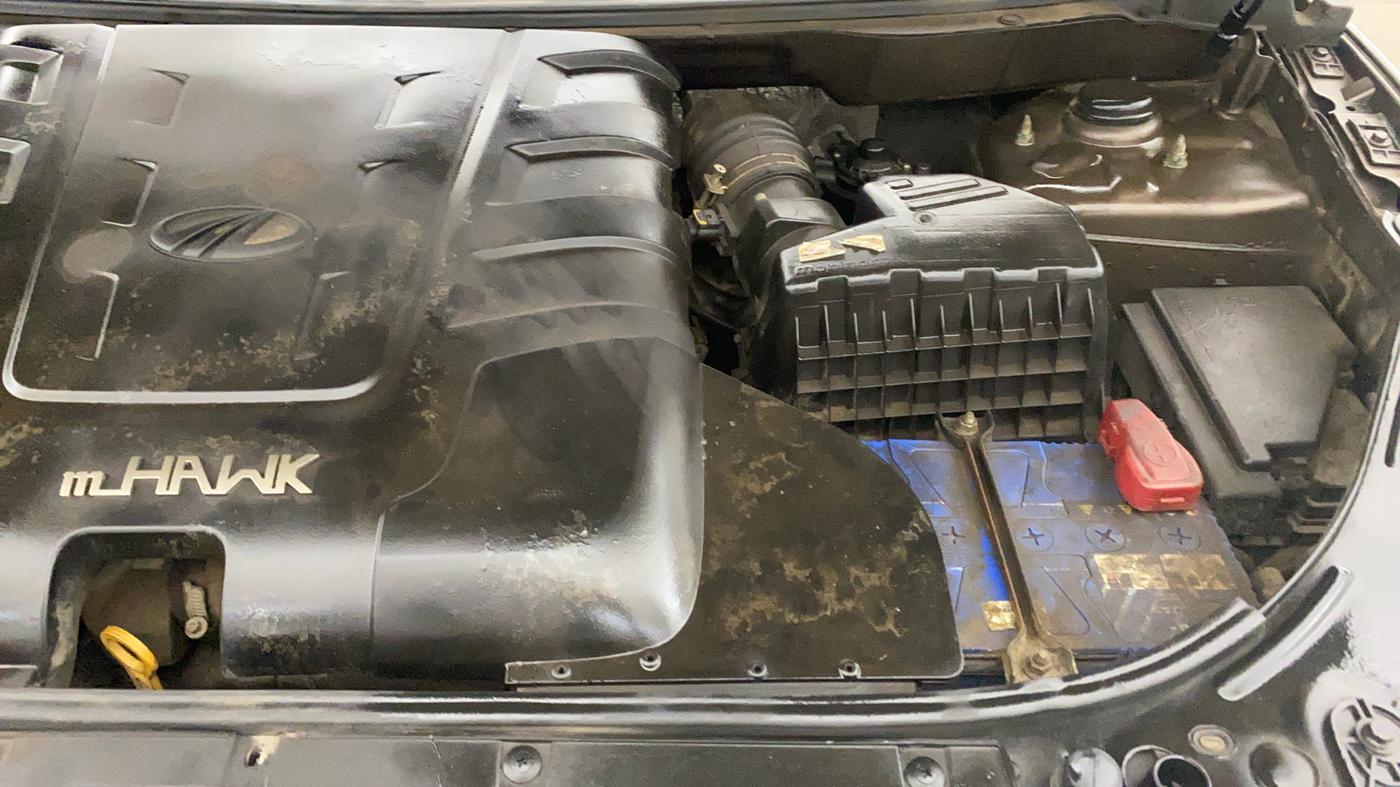 2018 Mahindra XUV500 W11 AT, Diesel, Automatic, 84,090 km, Engine View - Left