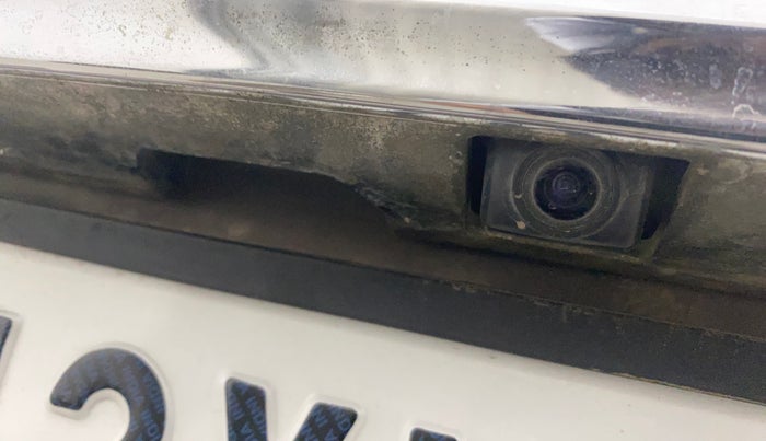 2018 Mahindra XUV500 W11 AT, Diesel, Automatic, 84,090 km, Parking Camera