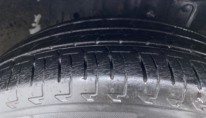 2014 Honda City SV CVT PETROL, Petrol, Automatic, 85,857 km, Right Front Tyre Tread