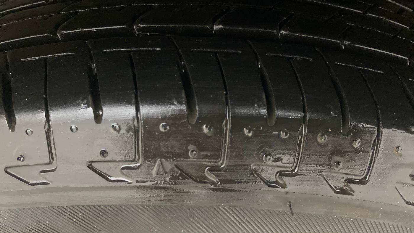 2019 Maruti Celerio ZXI AMT (O), Petrol, Automatic, 67,668 km, Left Rear Tyre Tread