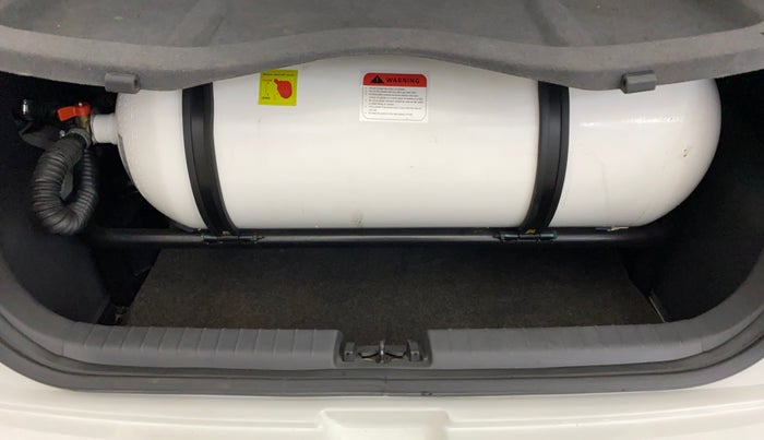 2022 Hyundai GRAND I10 NIOS SPORTZ 1.2 KAPPA VTVT CNG, CNG, Manual, 51,298 km, Boot Inside