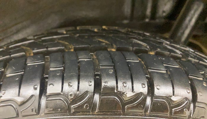 2015 Maruti Wagon R 1.0 VXI, Petrol, Manual, 36,091 km, Left Rear Tyre Tread