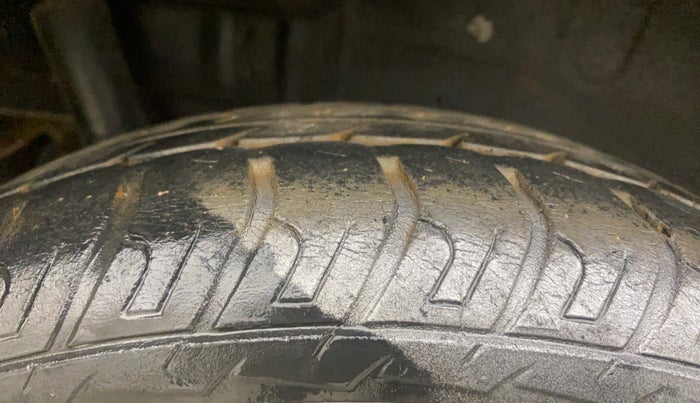 2015 Maruti Wagon R 1.0 VXI, Petrol, Manual, 36,091 km, Right Rear Tyre Tread