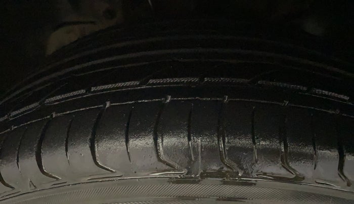 2018 Tata Tiago XZ PETROL, Petrol, Manual, 50,359 km, Left Front Tyre Tread