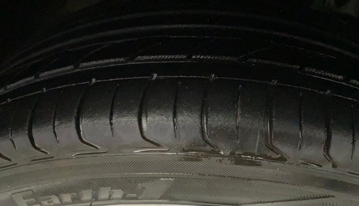 2018 Tata Tiago XZ PETROL, Petrol, Manual, 50,359 km, Right Front Tyre Tread