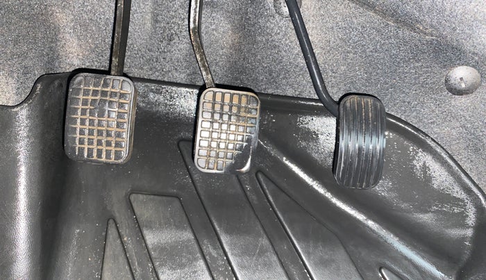 2018 Tata Tiago XZ PETROL, Petrol, Manual, 50,359 km, Pedals