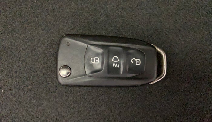 2018 Tata Tiago XZ PETROL, Petrol, Manual, 50,359 km, Key Close Up