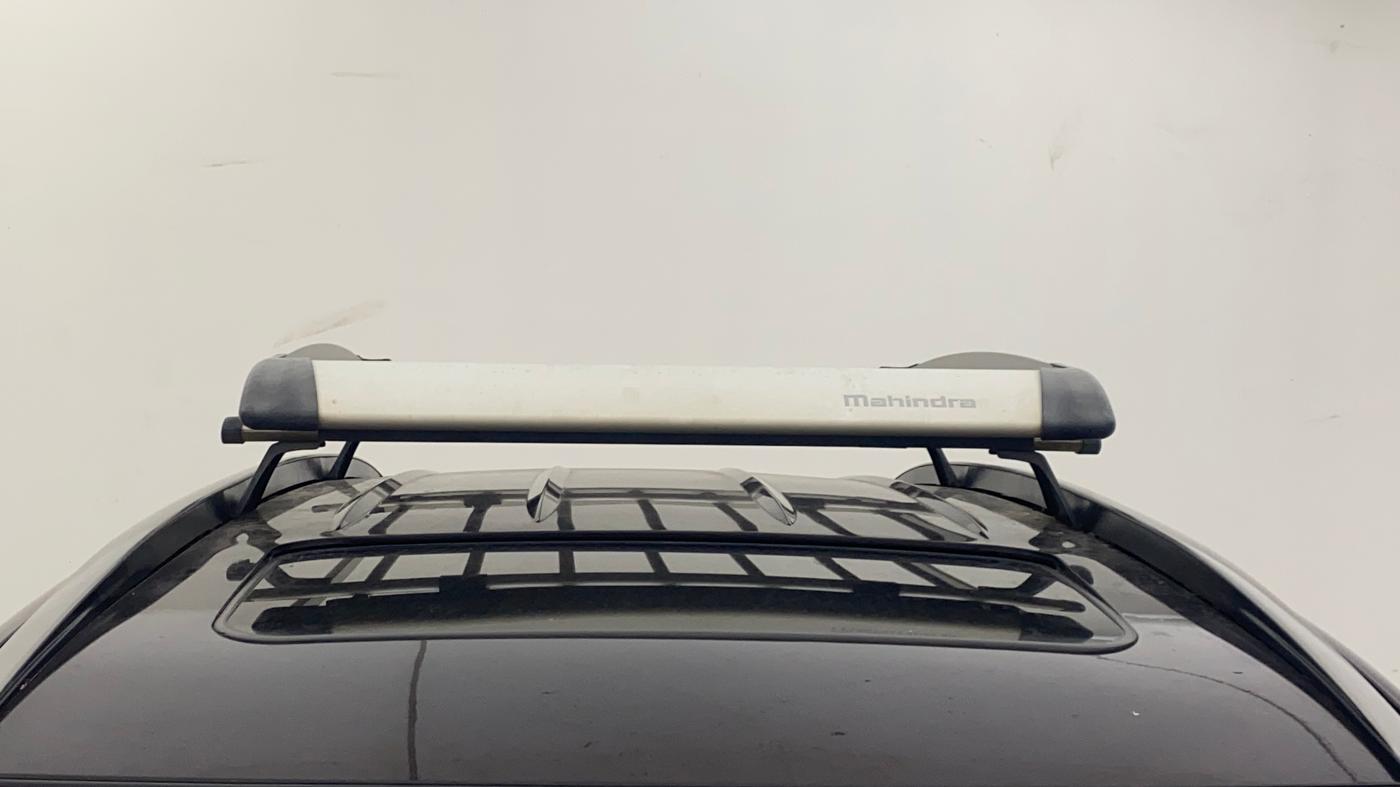 2018 Mahindra XUV500 W11, Diesel, Manual, 48,357 km, Moonroof/ Sunroof