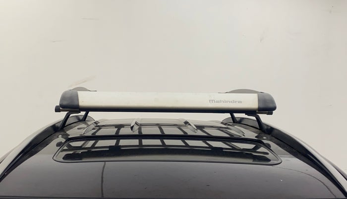 2018 Mahindra XUV500 W11, Diesel, Manual, 48,357 km, Moonroof/ Sunroof