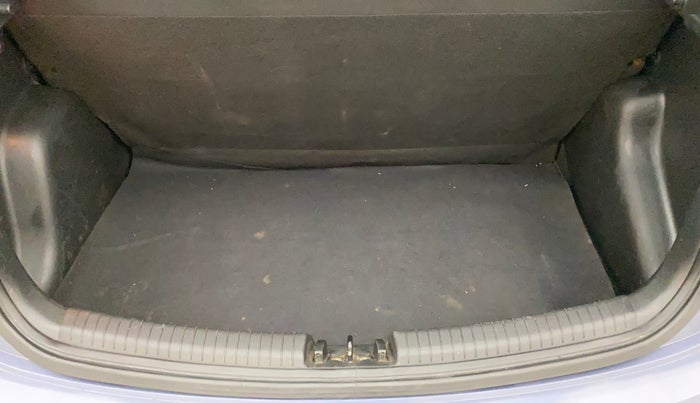 2014 Hyundai Grand i10 ASTA AT 1.2 KAPPA VTVT, Petrol, Automatic, 83,346 km, Boot Inside