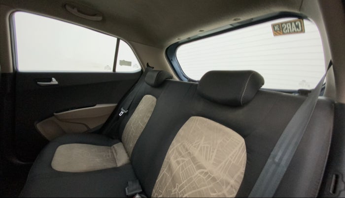2014 Hyundai Grand i10 ASTA AT 1.2 KAPPA VTVT, Petrol, Automatic, 83,346 km, Right Side Rear Door Cabin