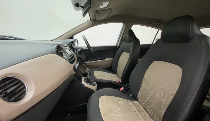 2014 Hyundai Grand i10 ASTA AT 1.2 KAPPA VTVT, Petrol, Automatic, 83,346 km, Right Side Front Door Cabin