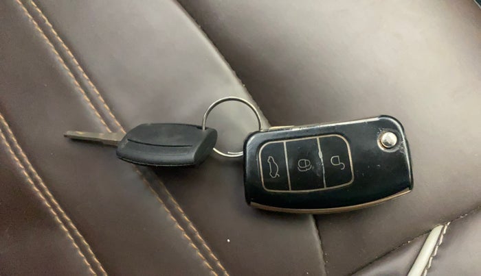 2015 Ford Ecosport TITANIUM 1.5L DIESEL, Diesel, Manual, 94,762 km, Key Close Up