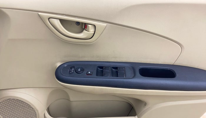 2014 Honda Amaze 1.2L I-VTEC S, Petrol, Manual, 78,637 km, Driver Side Door Panels Control