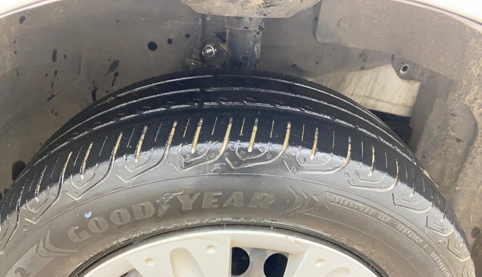 2014 Honda Amaze 1.2L I-VTEC S, Petrol, Manual, 78,637 km, Right Front Tyre Tread