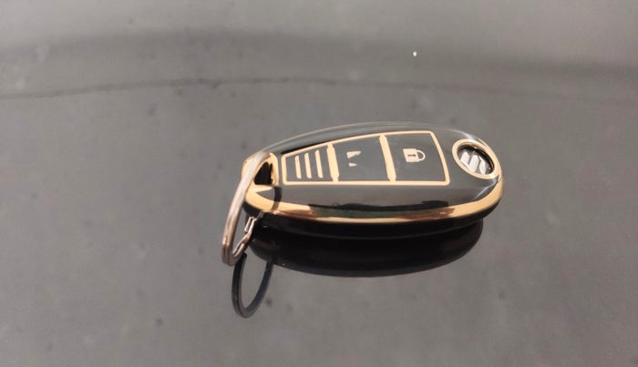 2017 Maruti Ciaz ALPHA 1.4 PETROL, Petrol, Manual, 90,075 km, Key Close Up