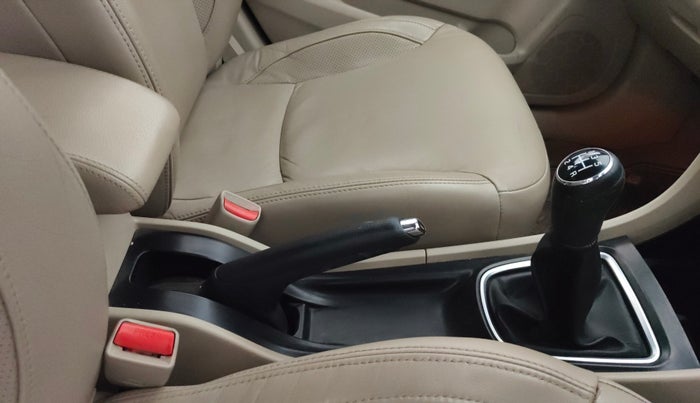 2017 Maruti Ciaz ALPHA 1.4 PETROL, Petrol, Manual, 90,075 km, Gear Lever