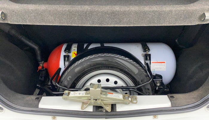 2020 Maruti New Wagon-R LXI CNG 1.0 L, CNG, Manual, 28,195 km, Boot Inside