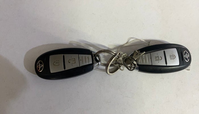 2021 Toyota URBAN CRUISER MID GRADE MT, CNG, Manual, 79,736 km, Key Close Up