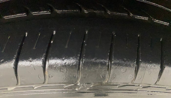 2018 Maruti Dzire ZXI PLUS AMT, Petrol, Automatic, 38,259 km, Left Front Tyre Tread