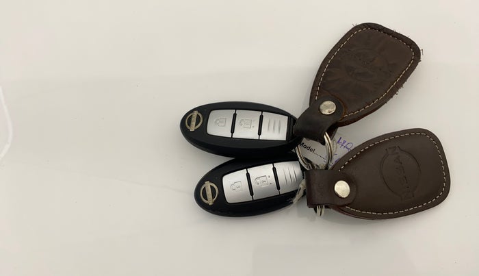 2022 Nissan MAGNITE XV RED EDITION, Petrol, Manual, 36,561 km, Key Close Up