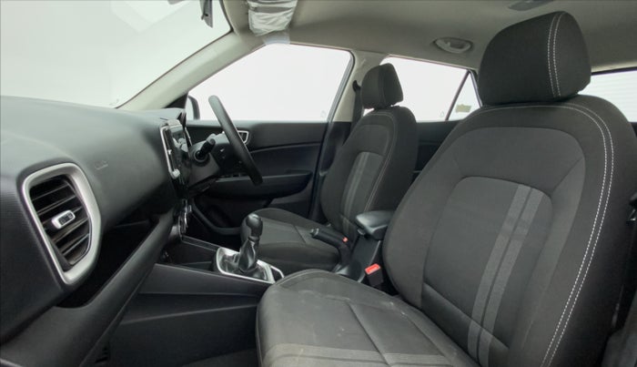 2020 Hyundai VENUE S MT 1.2 KAPPA, Petrol, Manual, 10,005 km, Right Side Front Door Cabin