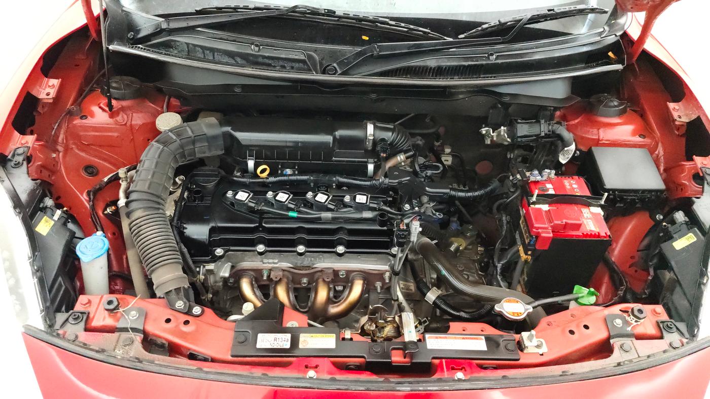 2020 Maruti Swift VXI, Petrol, Manual, 23,735 km, Engine View
