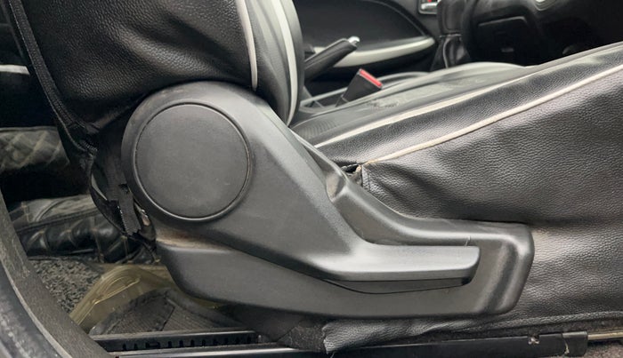 2017 Maruti Baleno DELTA PETROL 1.2, Petrol, Manual, 38,588 km, Driver Side Adjustment Panel