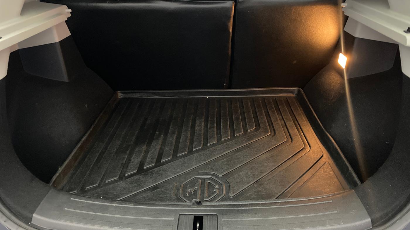 2022 MG ASTOR SUPER EX 1.5 MT, Petrol, Manual, 54,089 km, Boot Inside