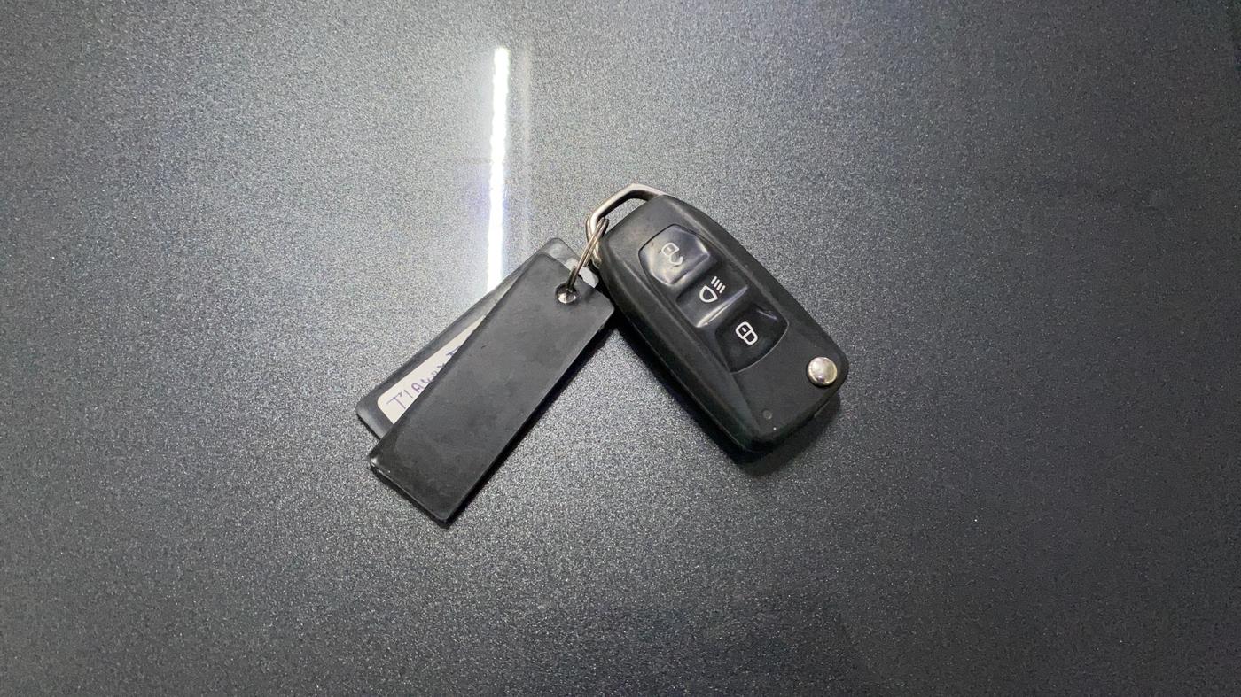 2021 Tata Tiago XT PETROL, Petrol, Manual, 41,988 km, Key Close Up
