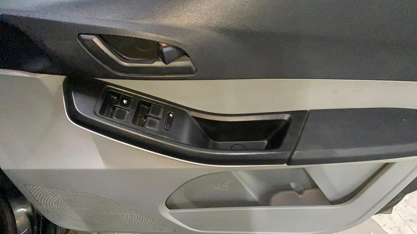 2021 Tata Tiago XT PETROL, Petrol, Manual, 41,988 km, Driver Side Door Panels Control
