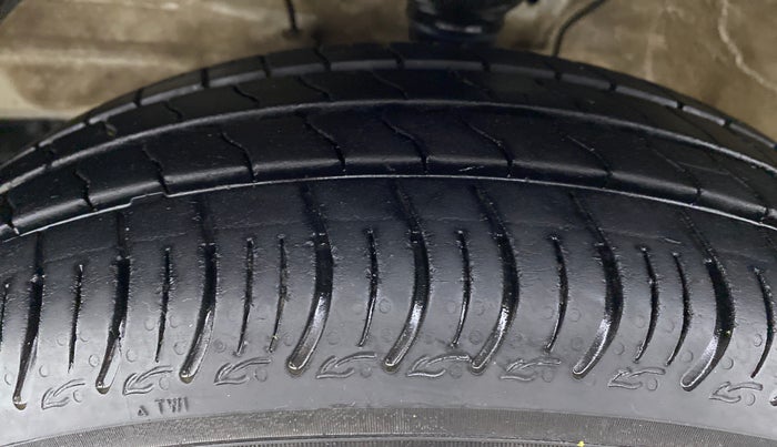 2021 Maruti S PRESSO VXI, Petrol, Manual, 15,443 km, Left Front Tyre Tread