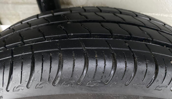 2021 Maruti S PRESSO VXI, Petrol, Manual, 15,443 km, Right Rear Tyre Tread