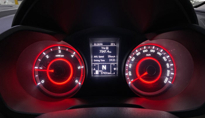 2019 Mahindra XUV300 W8 (O) 1.5 DIESEL, Diesel, Manual, 57,422 km, Odometer Image