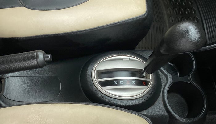 2017 Honda BR-V 1.5L I-VTEC V CVT, Petrol, Automatic, 27,628 km, Gear Lever
