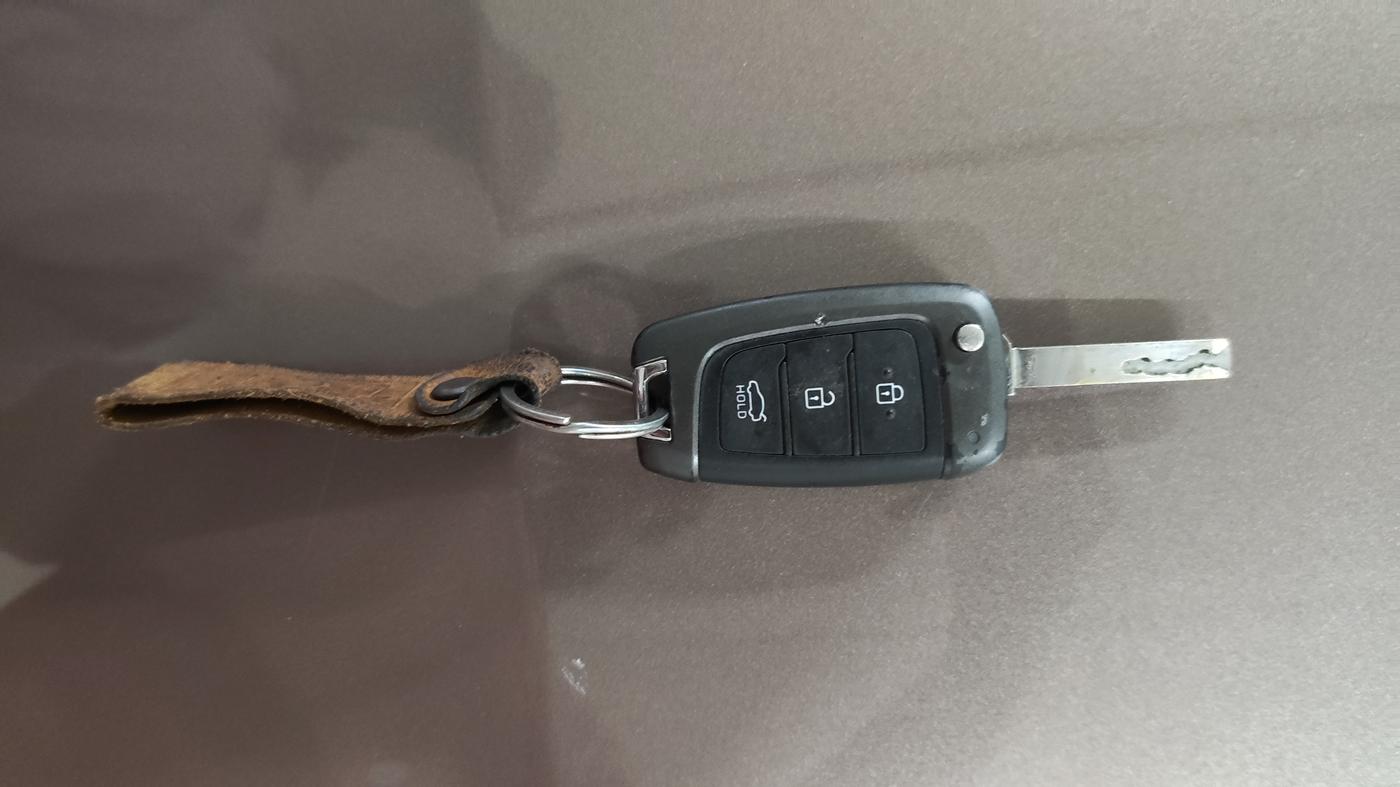 2018 Hyundai Verna 1.6 VTVT SX, Petrol, Manual, 42,282 km, Key Close Up
