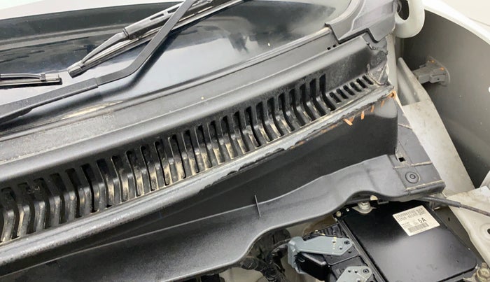 2020 Maruti S PRESSO VXI, Petrol, Manual, 10,090 km, Bonnet (hood) - Cowl vent panel has minor damage