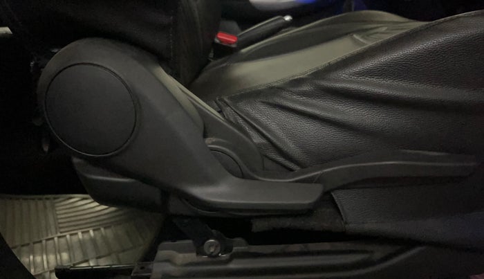 2020 Maruti Baleno ZETA PETROL 1.2, Petrol, Manual, 53,213 km, Driver Side Adjustment Panel