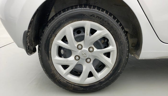2018 Hyundai Grand i10 MAGNA 1.2 KAPPA VTVT, Petrol, Manual, 11,700 km, Right Rear Wheel