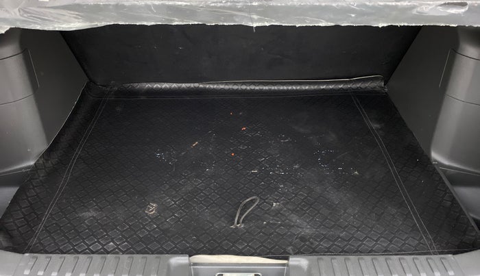 2018 Maruti Vitara Brezza VDI OPT, Diesel, Manual, 58,481 km, Boot Inside