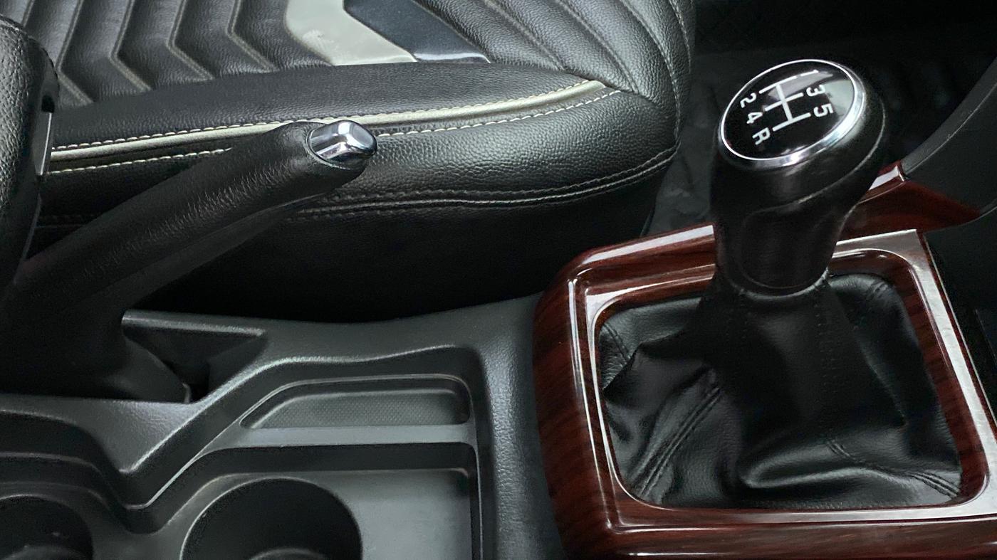 2018 Maruti Vitara Brezza VDI OPT, Diesel, Manual, 58,481 km, Gear Lever