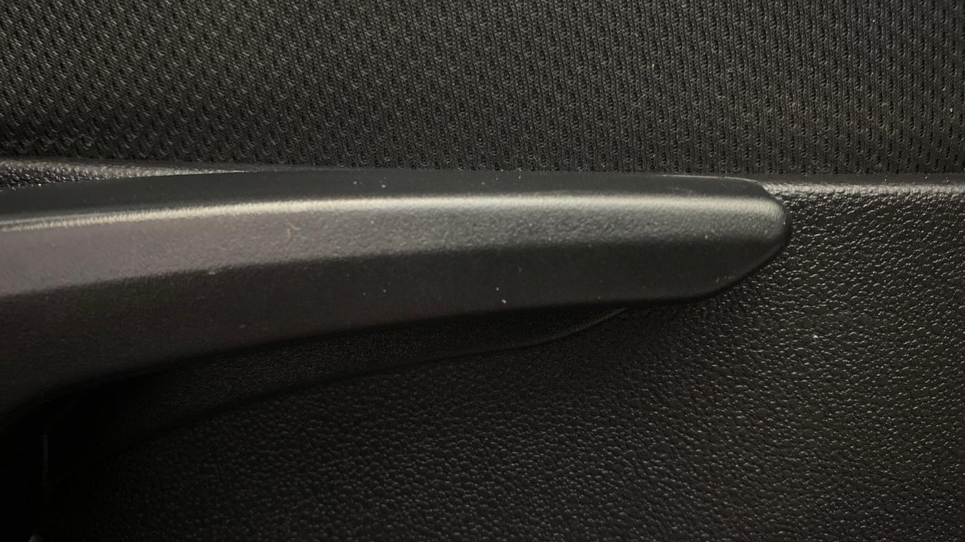 2018 Tata Tiago XZ PETROL, Petrol, Manual, 33,851 km, Driver Side Adjustment Panel