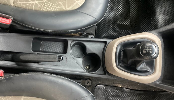 2015 Hyundai Grand i10 MAGNA 1.2 KAPPA VTVT, Petrol, Manual, 1,02,210 km, Gear Lever