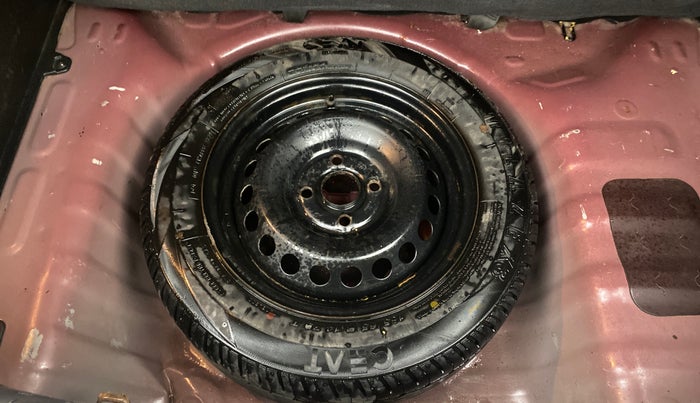 2015 Hyundai Grand i10 MAGNA 1.2 KAPPA VTVT, Petrol, Manual, 1,02,210 km, Spare Tyre