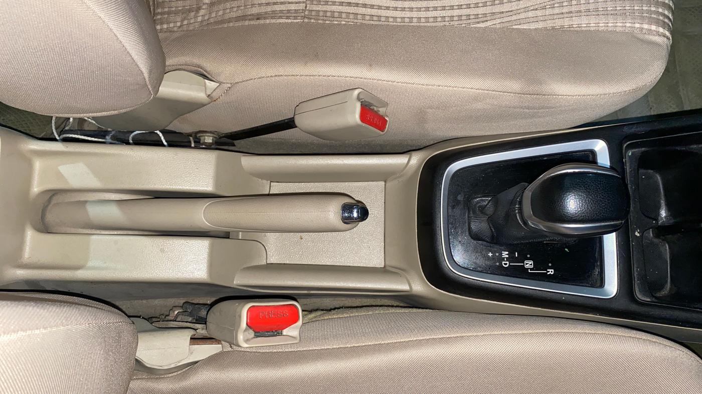 2018 Maruti Dzire VXI AMT, Petrol, Automatic, 46,599 km, Gear Lever