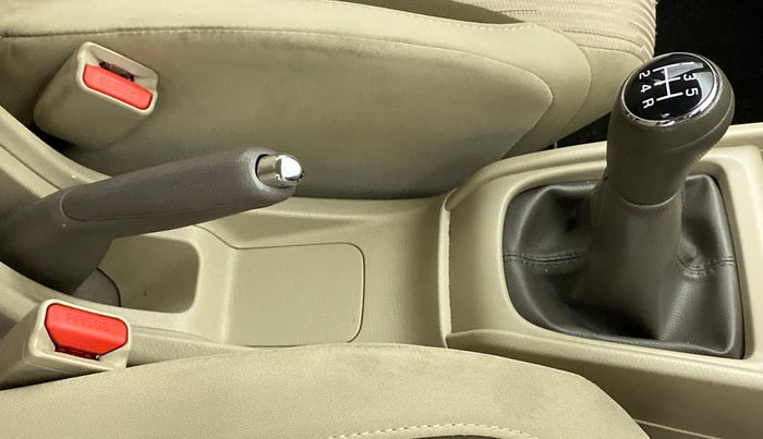 2021 Maruti Ertiga ZXI+ SHVS, Petrol, Manual, 19,164 km, Gear Lever