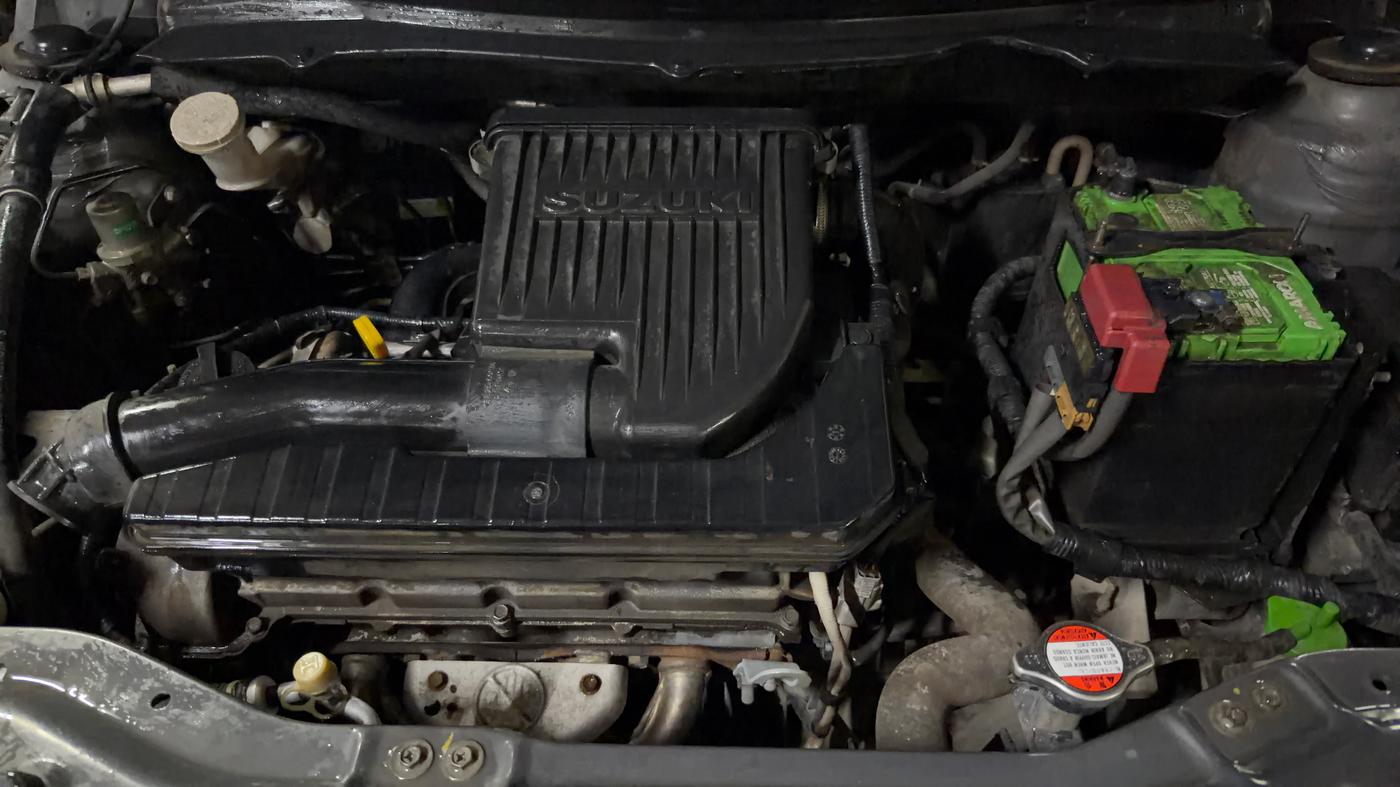 2014 Maruti Swift Dzire VXI, Petrol, Manual, 51,536 km, Engine View