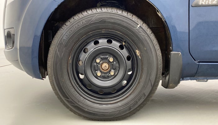 2010 Maruti Ritz VXI, Petrol, Manual, 75,399 km, Left Front Wheel