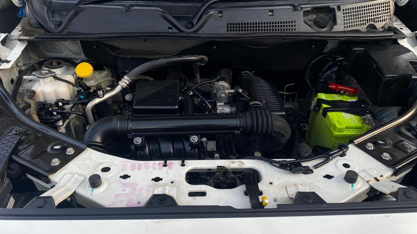 2021 Nissan MAGNITE XV PREMIUM, Petrol, Manual, 29,408 km, Engine View