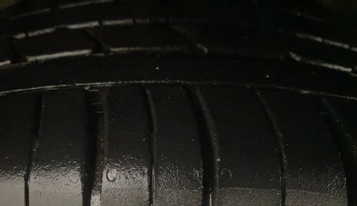 2019 Hyundai Creta SX AT 1.6 PETROL, Petrol, Automatic, 76,513 km, Left Front Tyre Tread